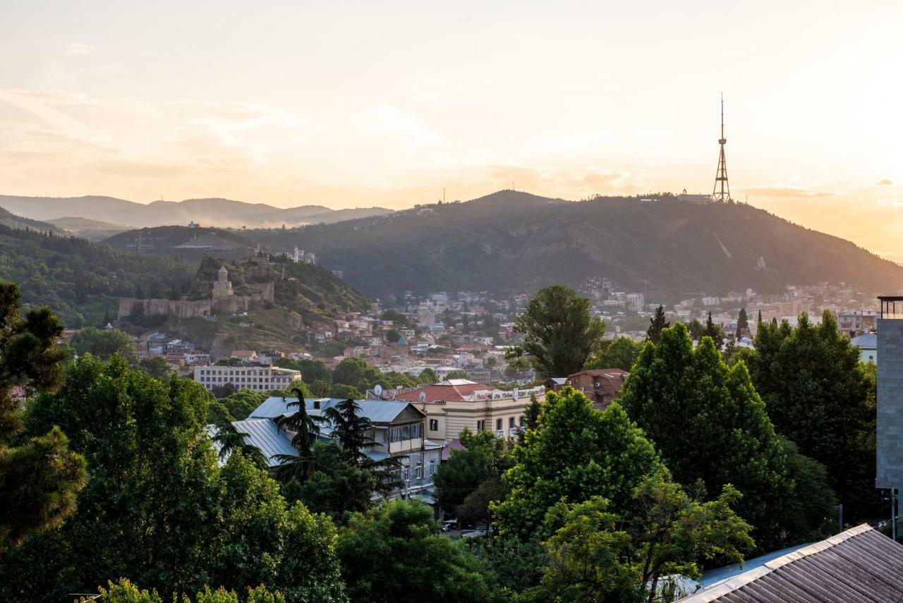 Tonusi Luxe Hotel In The Historic City Center Tbilisi Bagian luar foto