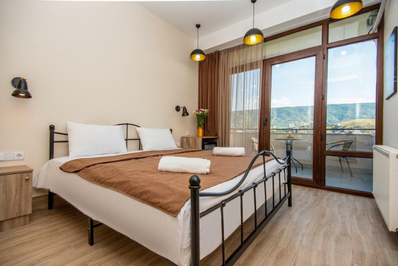 Tonusi Luxe Hotel In The Historic City Center Tbilisi Bagian luar foto
