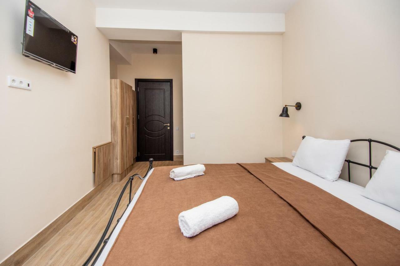 Tonusi Luxe Hotel In The Historic City Center Tbilisi Bagian luar foto