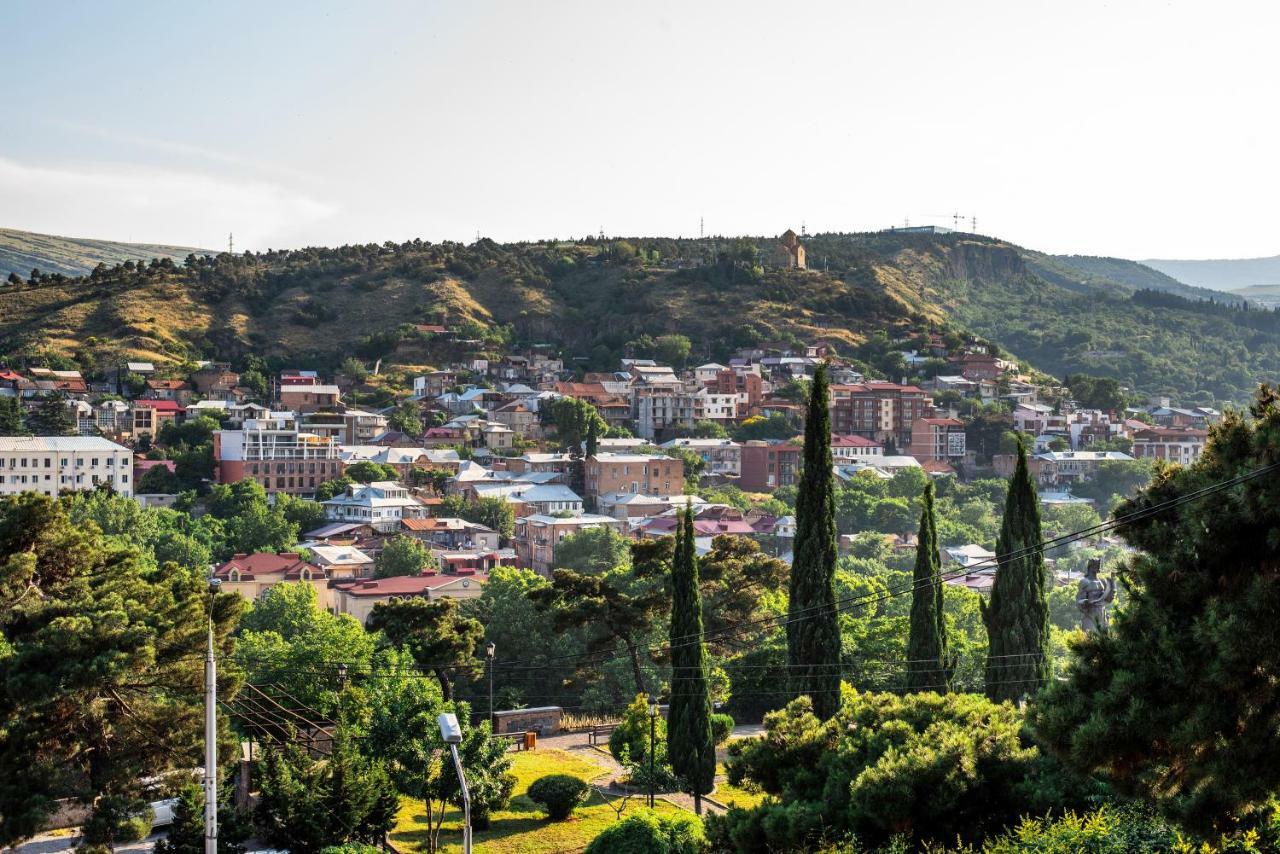 Tonusi Luxe Hotel In The Historic City Center Tbilisi Bagian luar foto